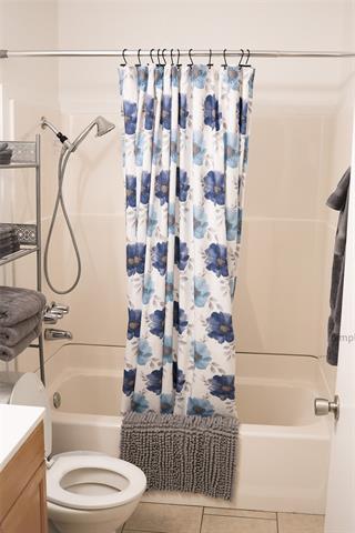 Building Photo - 1810 Highland Ave