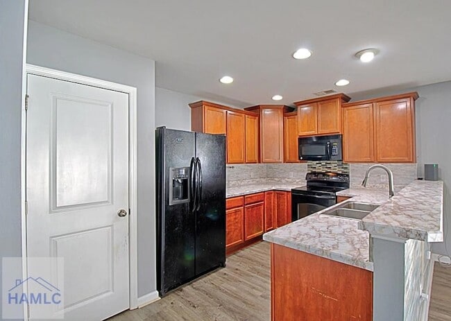 Building Photo - 315 Connor Ct