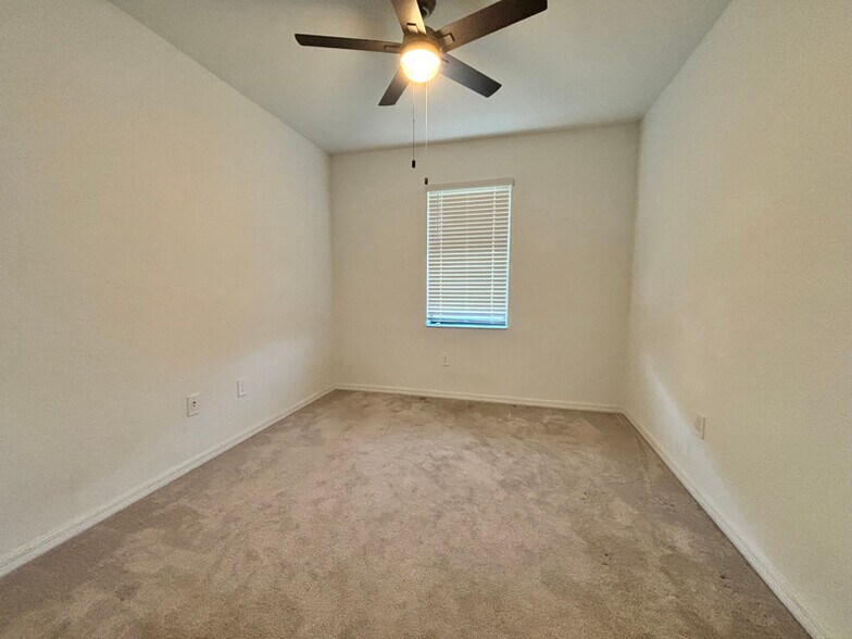 Building Photo - 14527 Palamos Cir