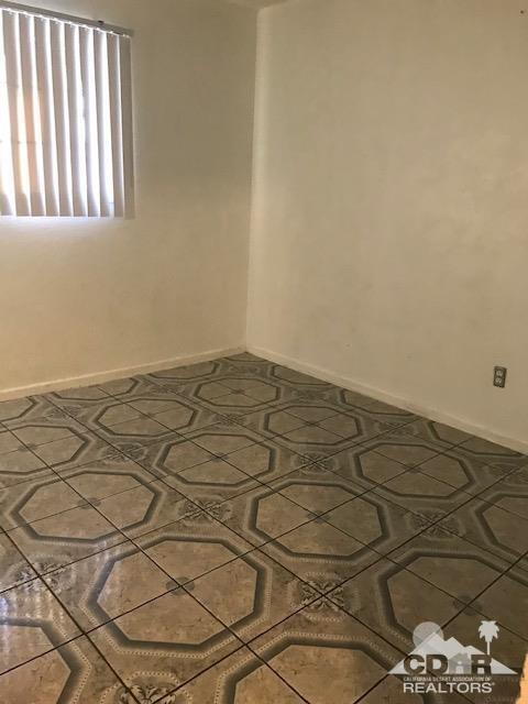 Building Photo - 83632 Manzanita Ave