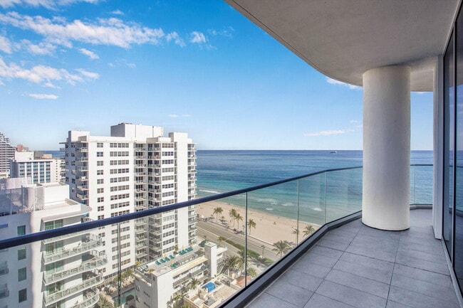 Building Photo - 151 N Seabreeze Blvd