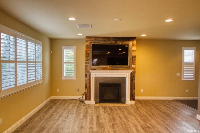 Building Photo - 10701 Cordero Dr