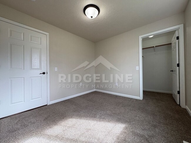 Building Photo - 118 Clubhouse Cir