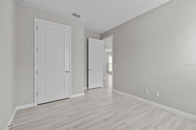 Building Photo - 6544 Barnstorm Wy