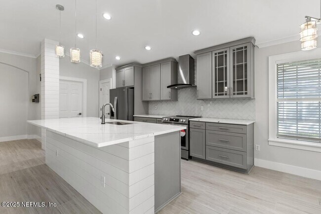 Building Photo - 744 Dewdrop Loop