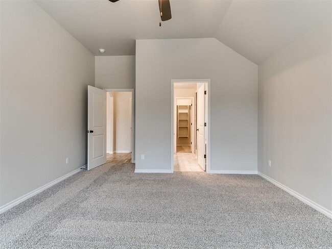 Building Photo - 12104 Rockbed Dr