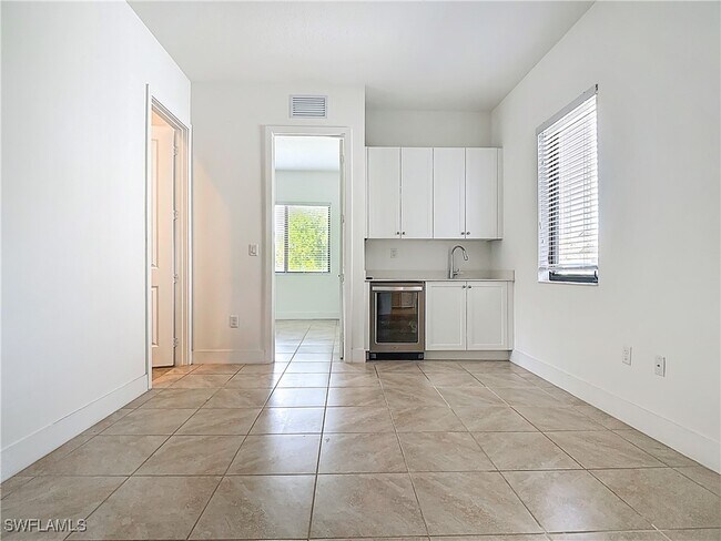 Building Photo - 4815 Frattina St.