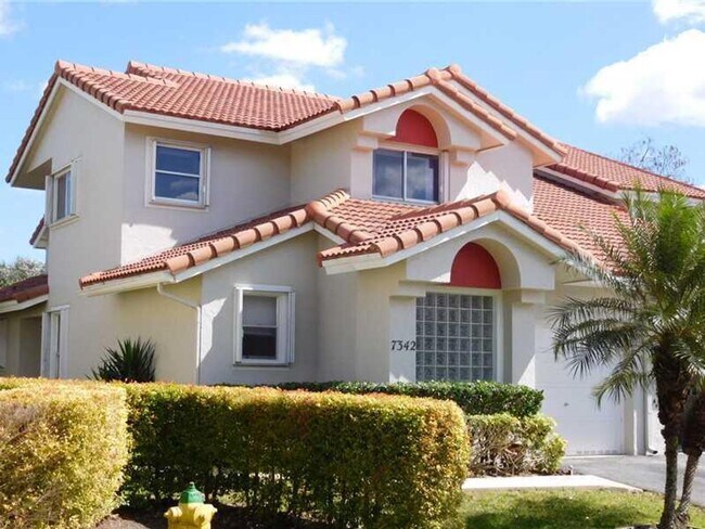 Building Photo - 7342 Pinewalk Dr S
