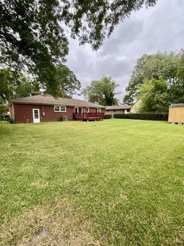 Building Photo - 205 Faulk Rd