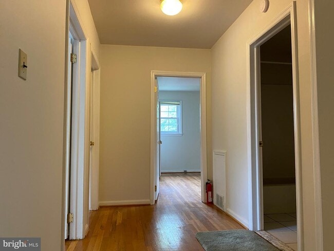 Building Photo - 134 Chapel Hill Dr