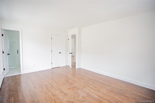 Building Photo - 451 E Pine St