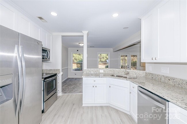 Building Photo - 4709 Morning Dew Ct