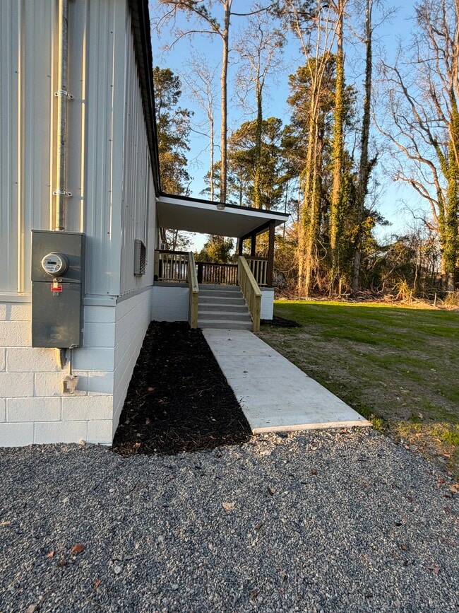 Building Photo - 1406 Flowing Wells Rd