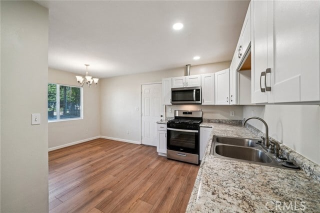 Building Photo - 7390 Valaria Dr