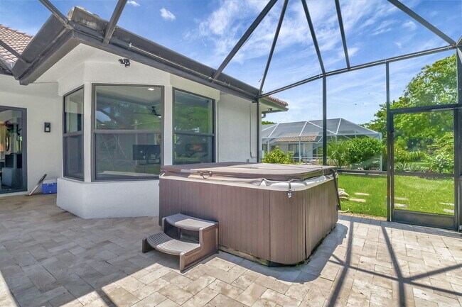 Building Photo - 10099 Canoe Brook Cir