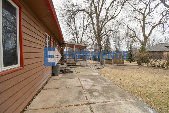 Building Photo - 3305 E 33rd St