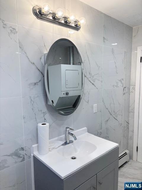 Building Photo - 465 Main 2