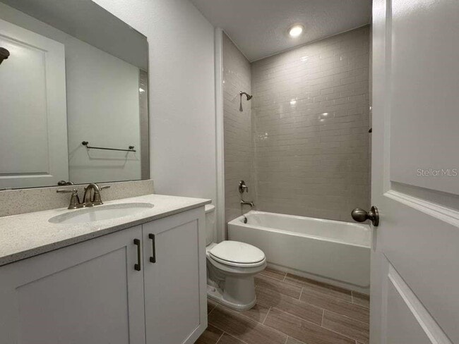 Building Photo - 30167 Rustic Mill St