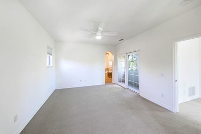 Building Photo - Three bedroom located in Newport Coast com...