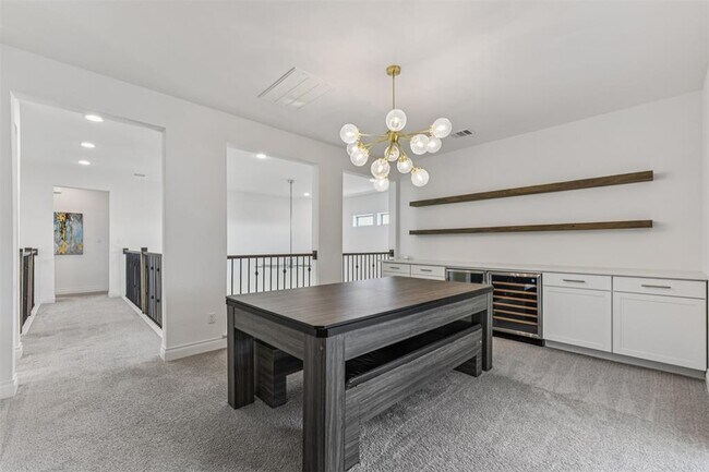 Building Photo - 253 Rosetta Lp