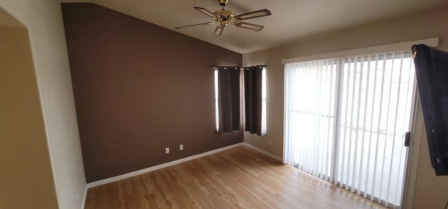 Building Photo - Beautiful Single Story Summerlin Home on a corner lot.