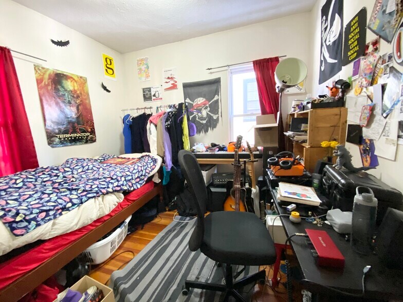 Building Photo - 34 Darling St