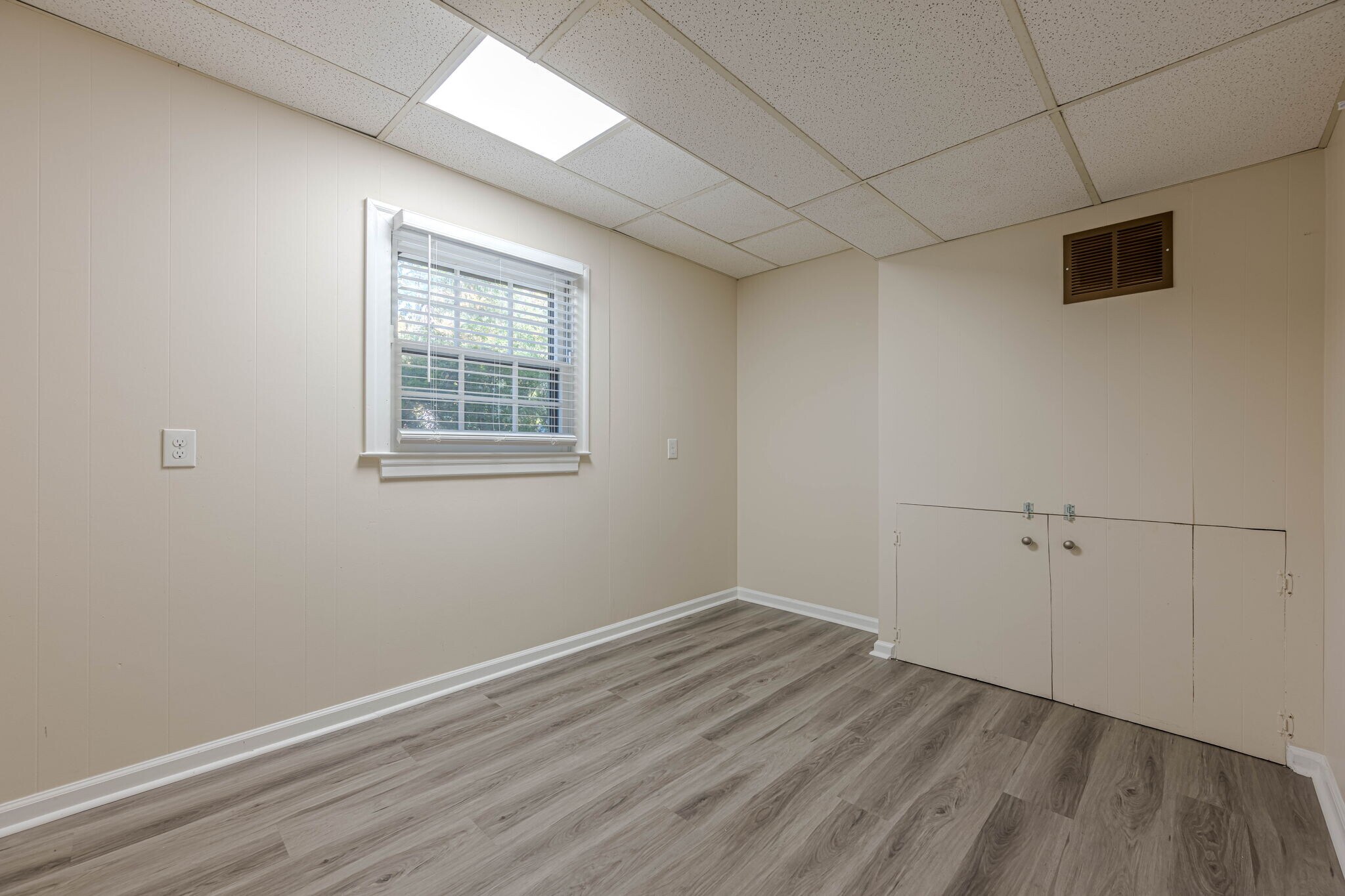 Building Photo - 6640 Williamson Dr