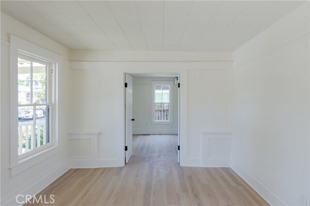 Building Photo - 210 N Encinitas Ave