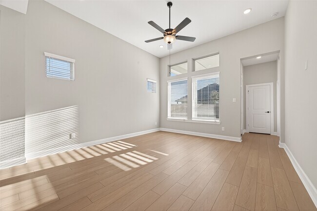 Building Photo - 11219 Peacock Flower St