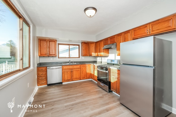 Building Photo - 430 Garfield St