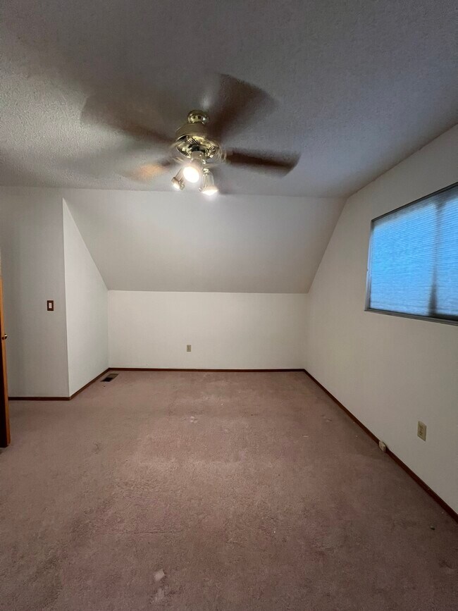 Building Photo - 1506 Murietta Dr