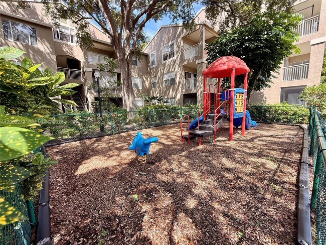 Building Photo - 1845 Palm Cove Blvd