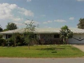 Building Photo - 3041 Tyrone Ln