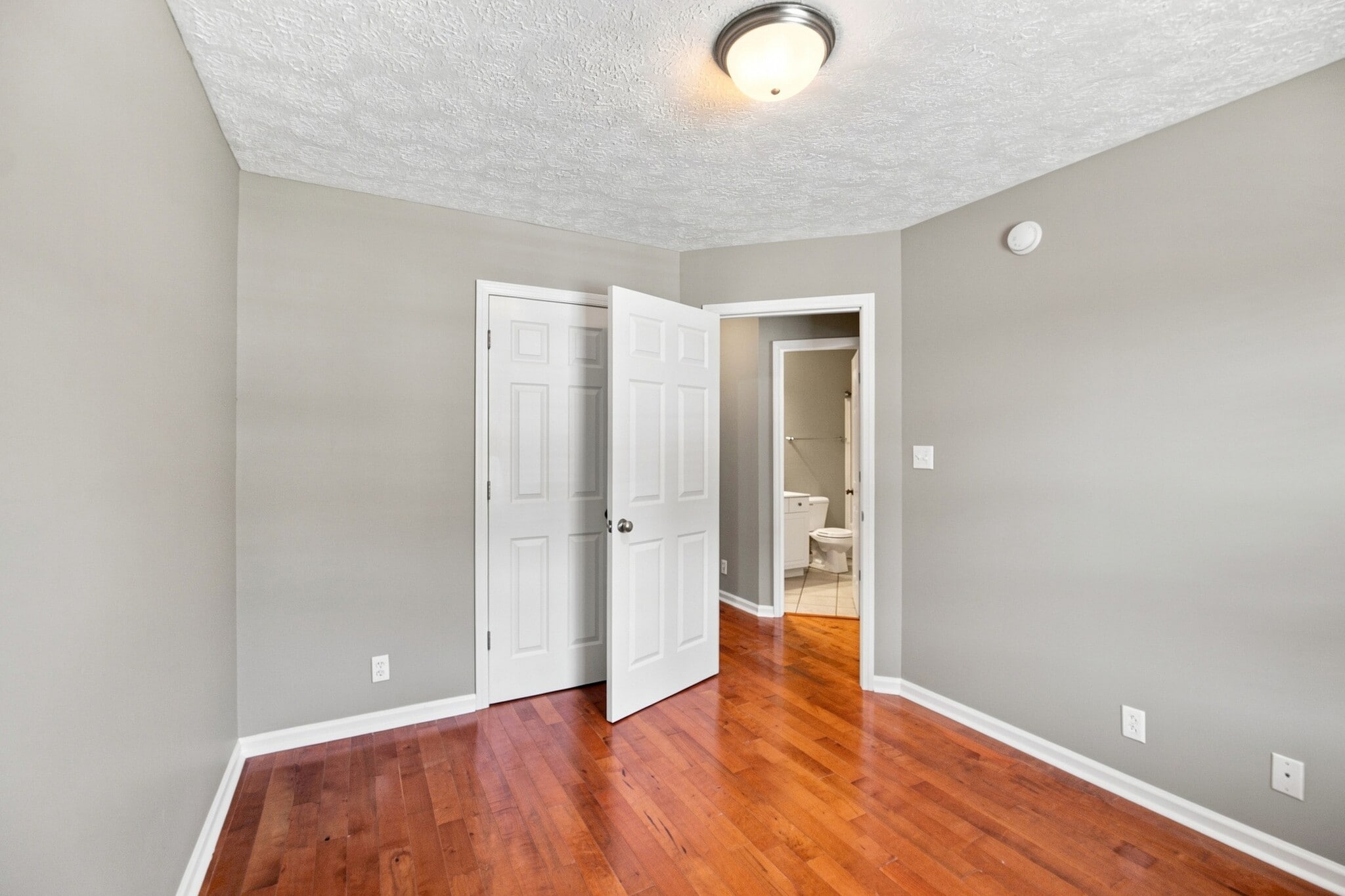 Building Photo - 1457 Cedar Springs Cir