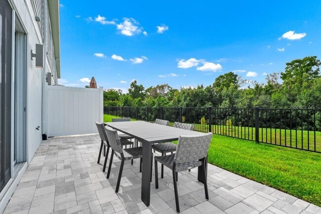 Building Photo - 7846 Spectrum Dr