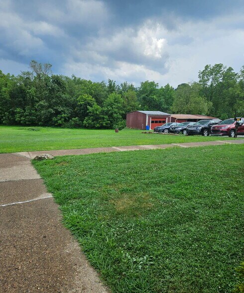 Building Photo - 170 Archway Dr