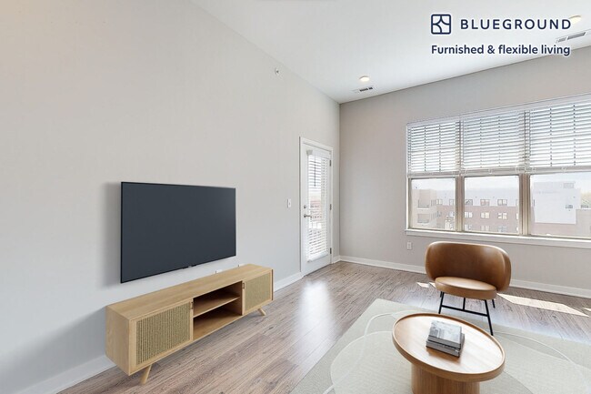 Building Photo - 332 Halstead Ave