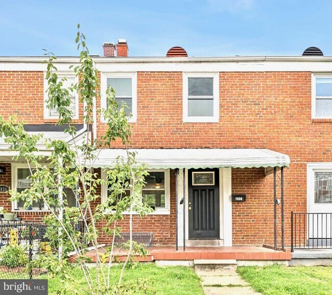 Building Photo - 7838 St Boniface Ln