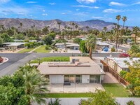 Building Photo - 71996 Vista Del Rio