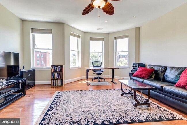 Building Photo - 2717 13th St NW