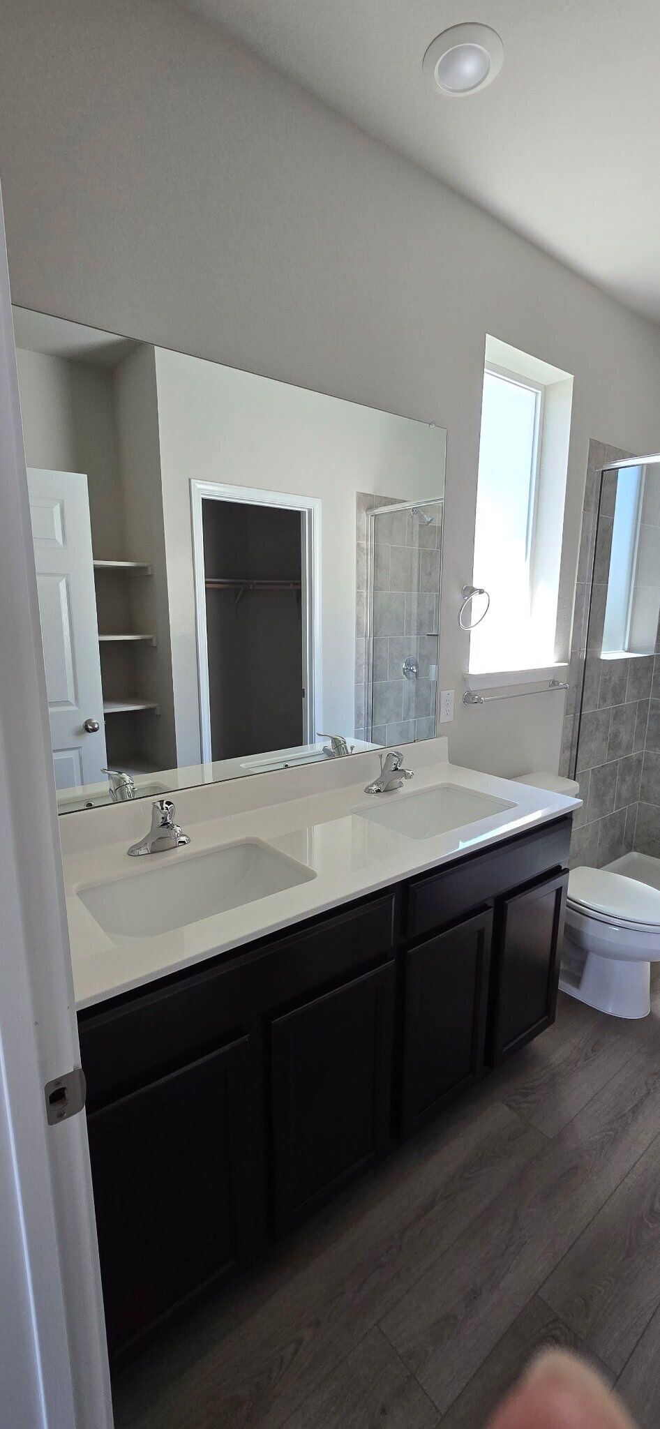 Building Photo - 1123 Stone Vly Rd