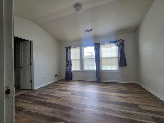 Building Photo - 955 Prestwyck Ct