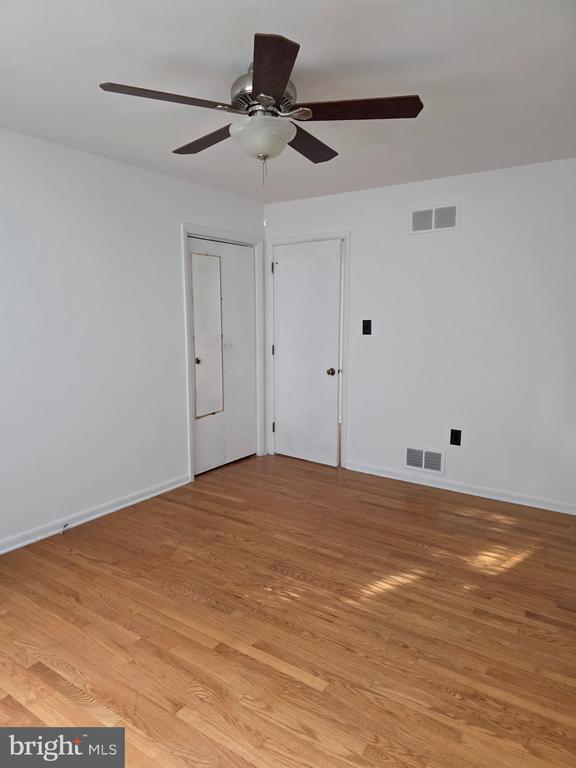 Building Photo - 1008 Fairview Ave