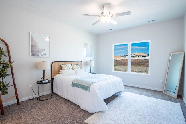 Building Photo - Brand new 4 bedroom home - Mount Vernon