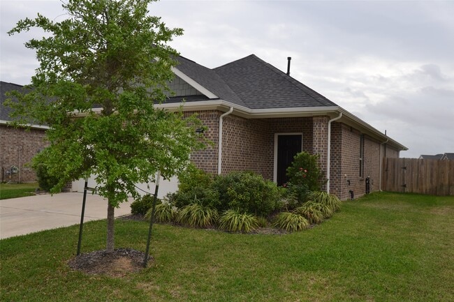 Building Photo - 8435 Chesney Trl