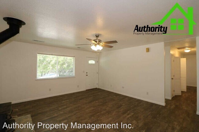 Building Photo - 3 br, 2 bath House - 2159 Washington Ave