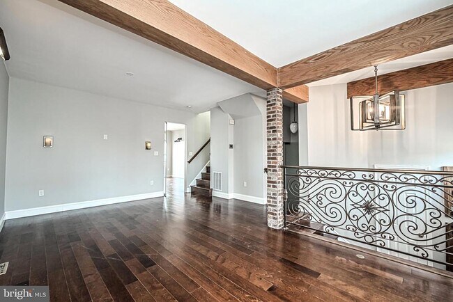 Building Photo - 44171 Paget Terrace