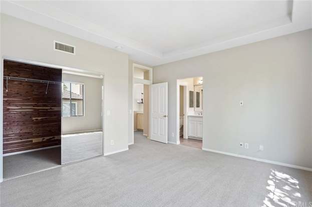 Building Photo - 110 Lessay-