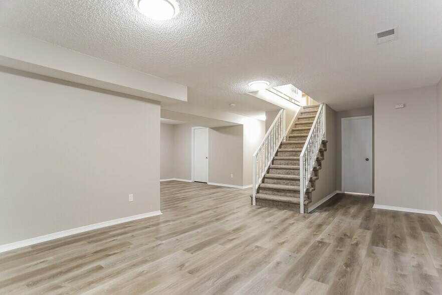 Building Photo - 7851 Kyle Way