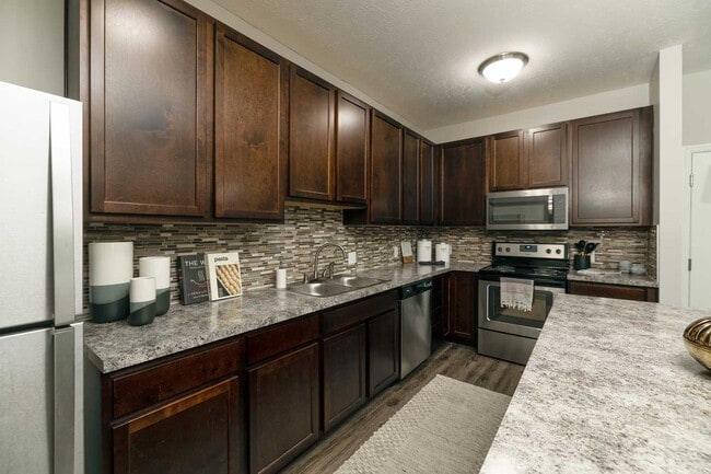 Building Photo - Cortland Sunbury